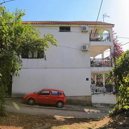 아파트 By The Sea Grebastica, - 19106 *