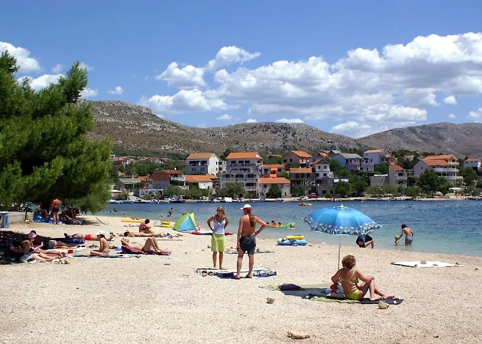 아파트 By The Sea Grebastica, - 19106 *