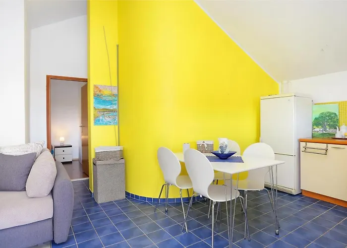 By The Sea Grebastica, - 19106 Daire *